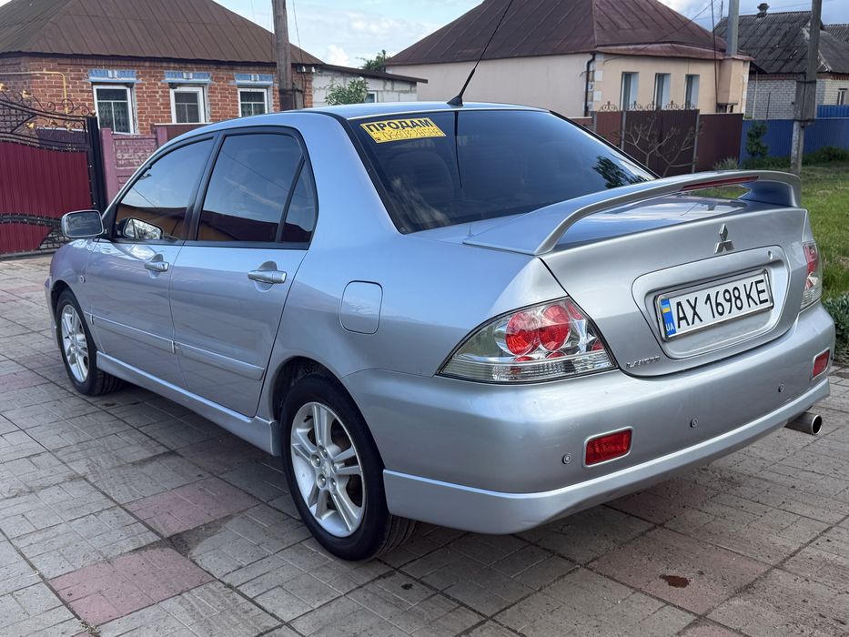 Mitsubishi Lancer 9