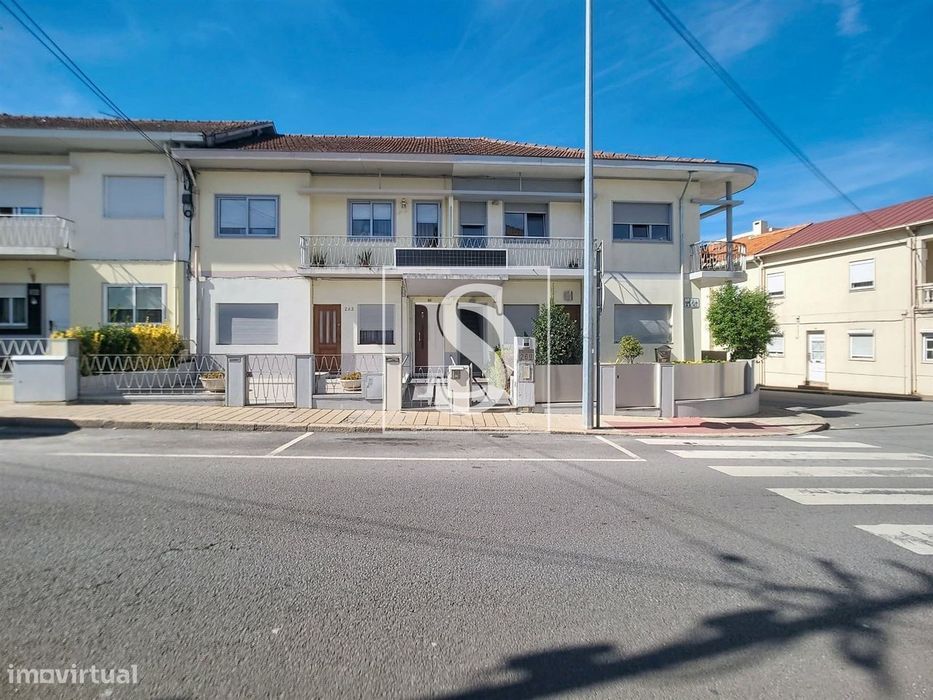 Andar Moradia T3 Venda em Ermesinde,Valongo