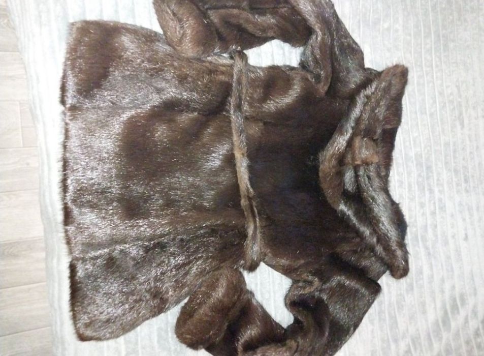 Шуба з натурального хутра нутрія 50-52 розмір