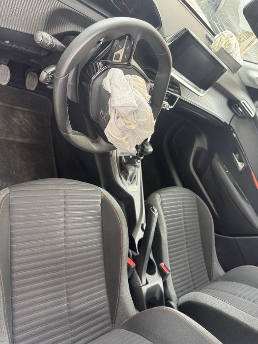 Peugeot 208 1.5