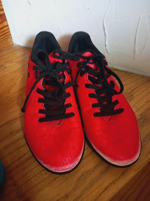 Buty adidas do piłki roz.34