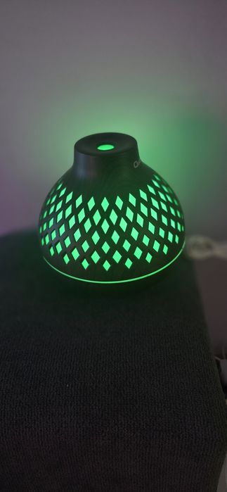 Difusor de aromas com controlo remoto e luzes Led,de 400 ml Novo.