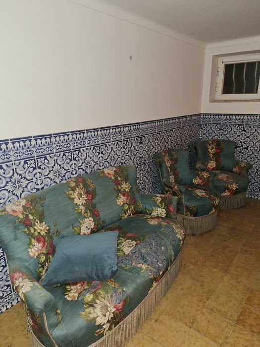 Sofás veludo em bom estado