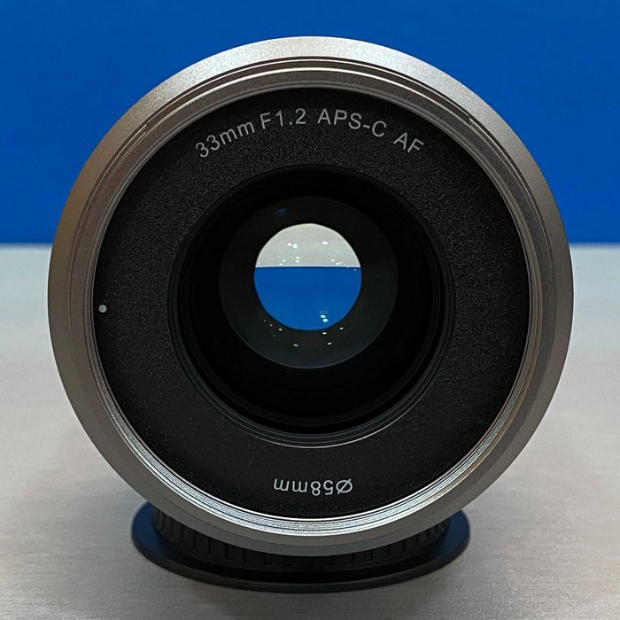 SIRUI Sniper 33mm f/1.2 AF | Sony E-Mount | NOVA | 3 ANOS DE GARANTIA
