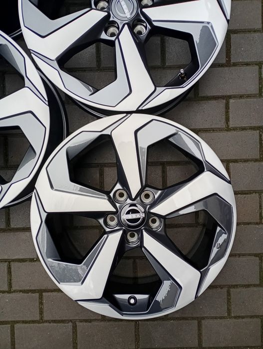 Alufelgi Nissan Qashqai III r18 5x114.3 czujniki powietrza