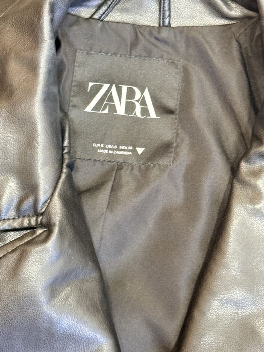 Куртка косуха від Zara чорного кольору.майже нова,без