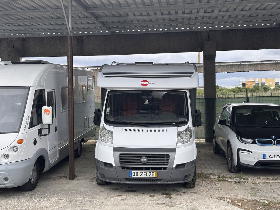 Vendo autocaravana Burstner T580