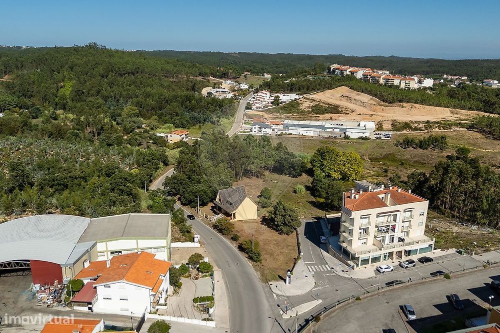 Moradia T4 para venda