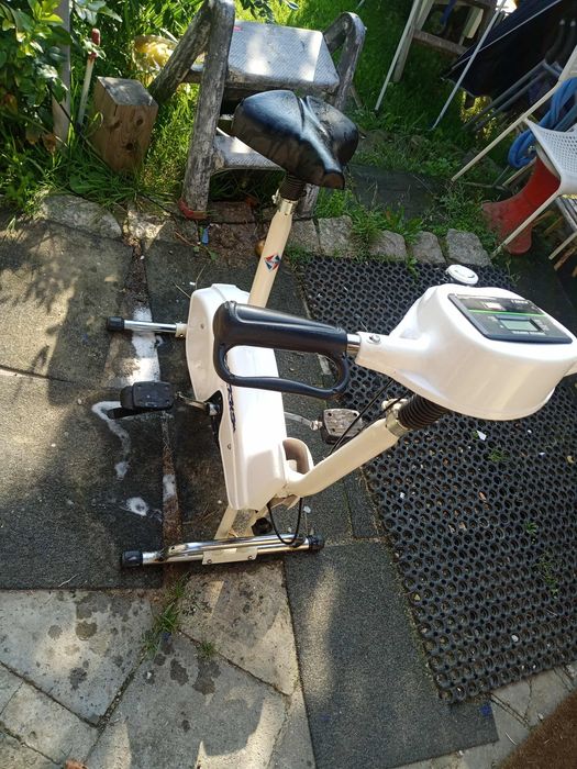 Rowerek stacjonarny rehabilitacyjny