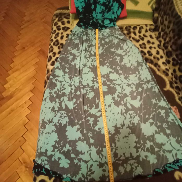 Продам женское  платье XL