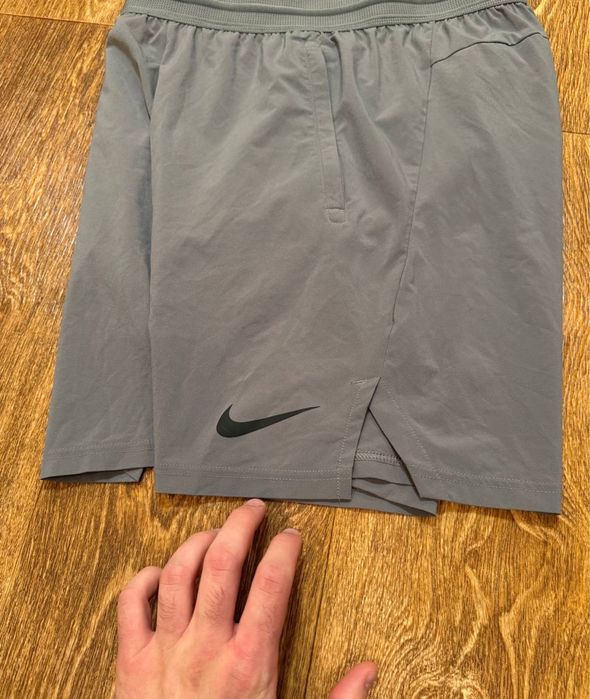 Шорты от Nike