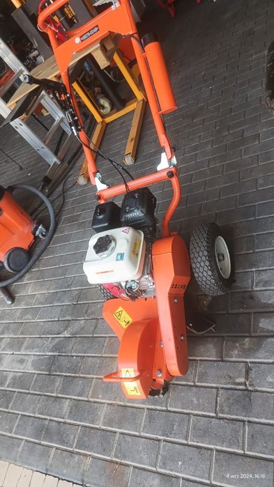 Frezarka do pni DOSKO silnik honda gx 200 super stan