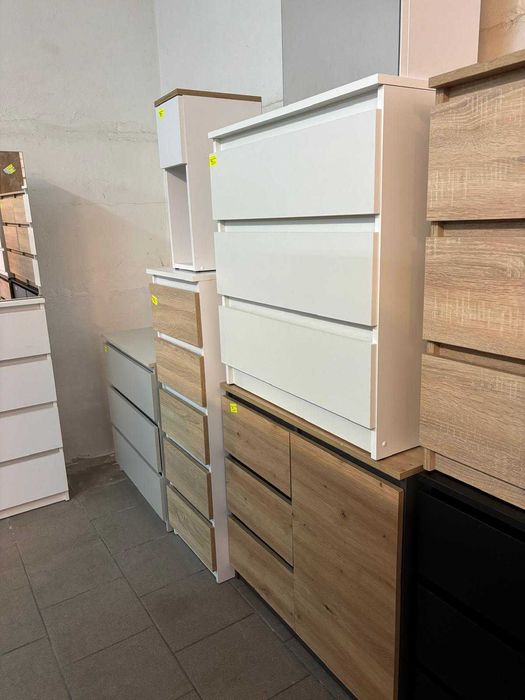 Wyprzedaż Mebli! Tanie Szafy, Biurka, Komody – Sprawdź