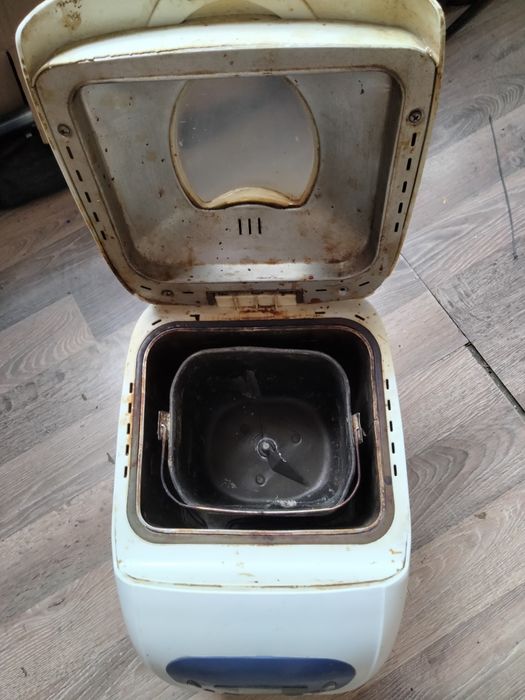 Хлібопічка робоча