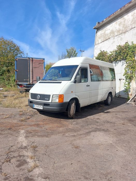 вантажні та пасажирські перевезення