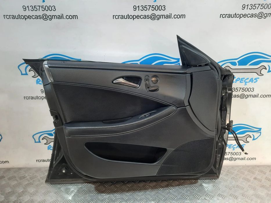PORTA PORTAS FRENTE FRONTAL ESQUERDA MERCEDES BENZ CLS C219 W219