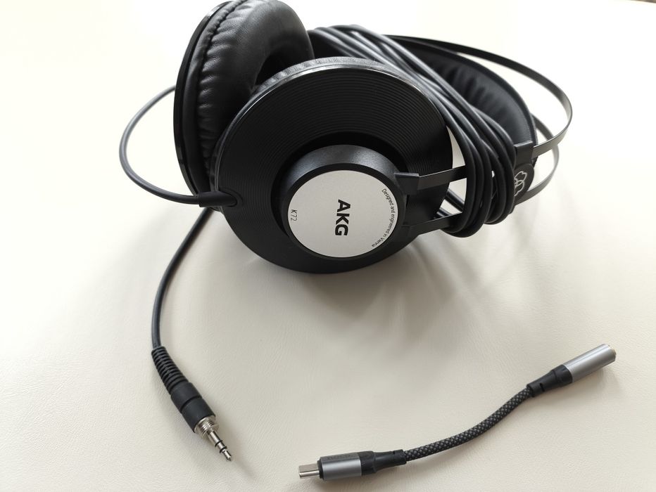 Навушники AKG K72