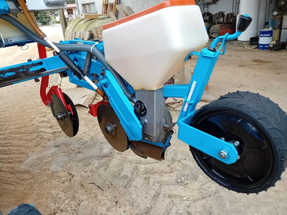 Semeador milho Monosem usado