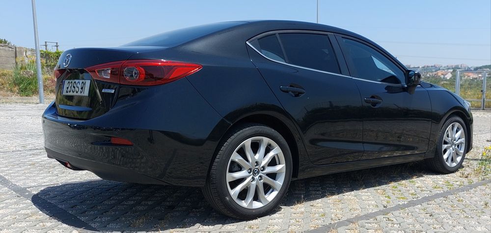 Mazda 3 1.5 Excellence