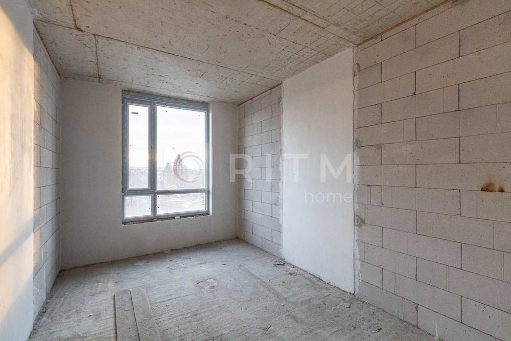 Простора 2-кімнатна квартира 66 м² у сучасному ЖК Manhattan UP