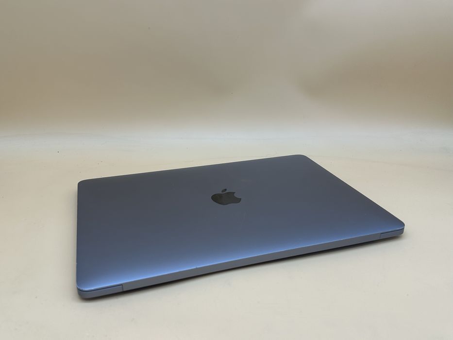 Macbook pro 2020 m1 512 gb ssd 8gb