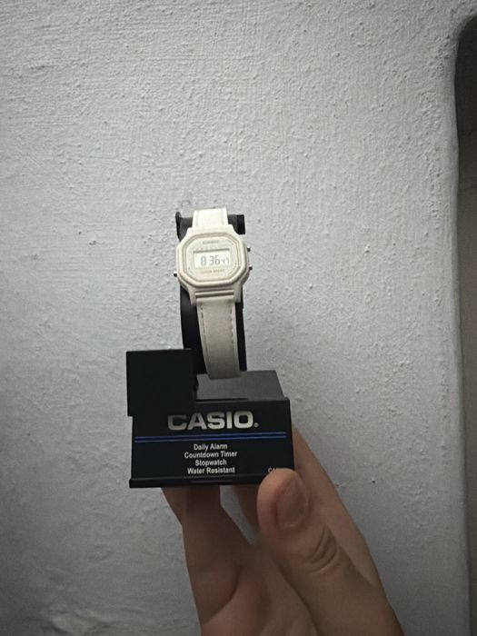 Годинник Casio LA11WL-7A жіночий водонепроникний
