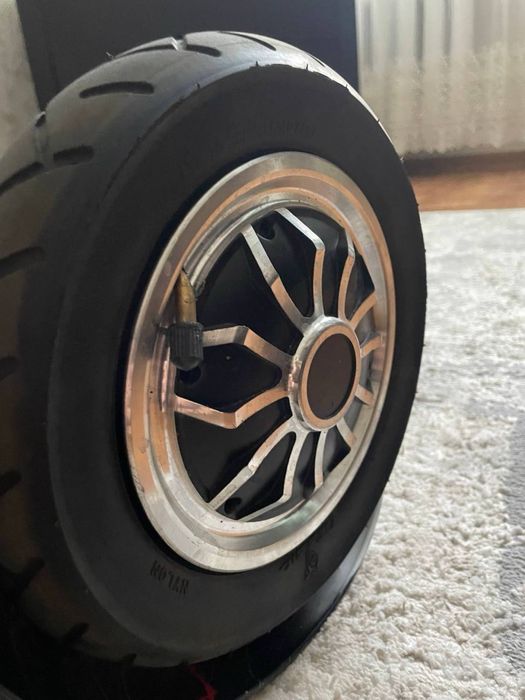 Гіроборд 10” з Bluetooth та зарядним пристроєм – у хорошому стані