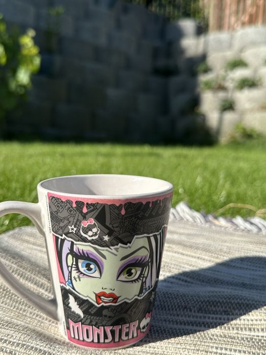kubek Straszyceum Monster High Draculaura, Clawdeen Woolf,