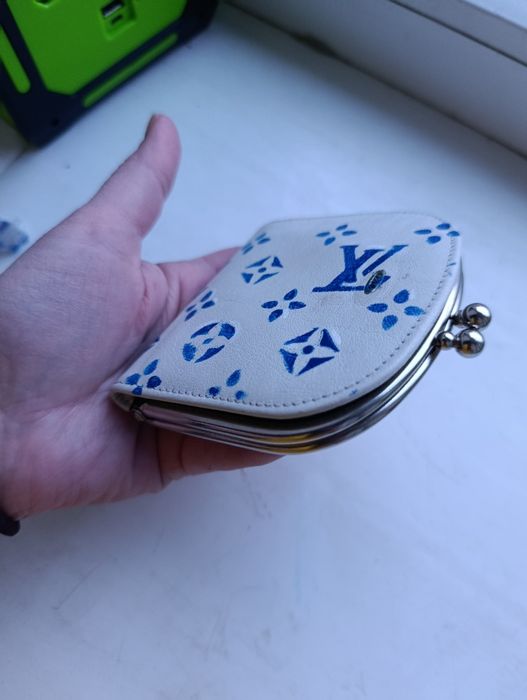 Гаманець . Гаманець