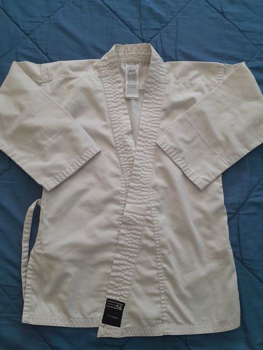 Kimono Karaté, 8 anos
