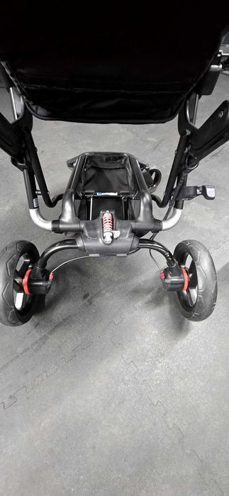 Carrinho de bebe 2 em 1  jane