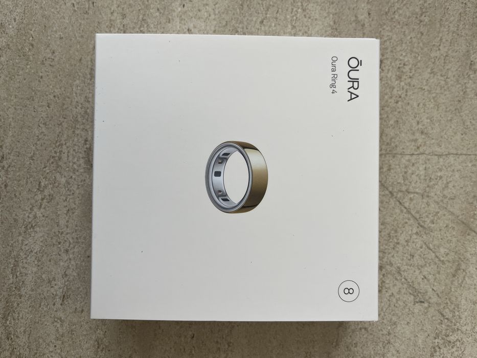 OuraRing Gold Size 8