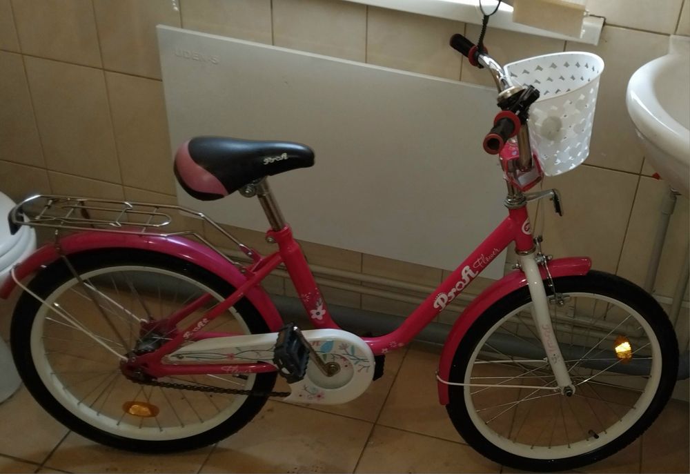 Продам детский велосипед Profi Flover на 20дюймов на 5-10лет.