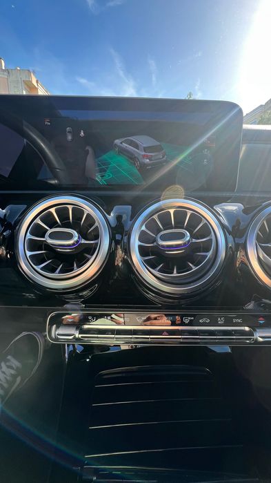 MERCEDES-BENZ A-250 AMG EDITION | 224cv | Full Extras | Gasolina | Nacional