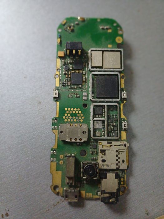 Платы от старых мобильных телефонов
