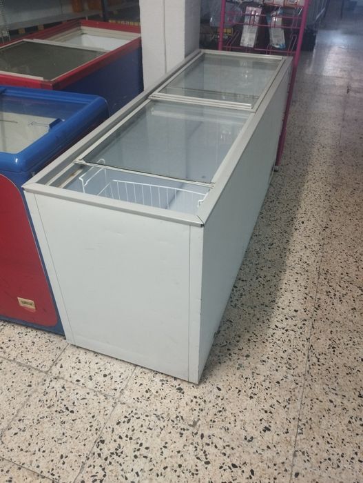 3 congeladores à venda