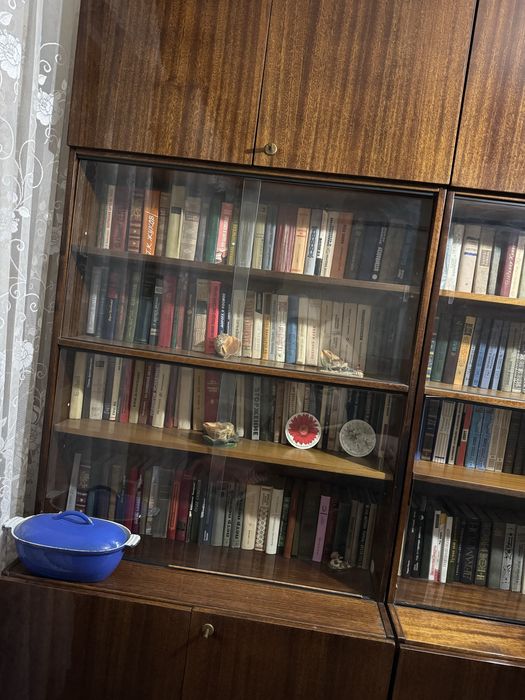 Шкаф,тумба, прихажая, диван