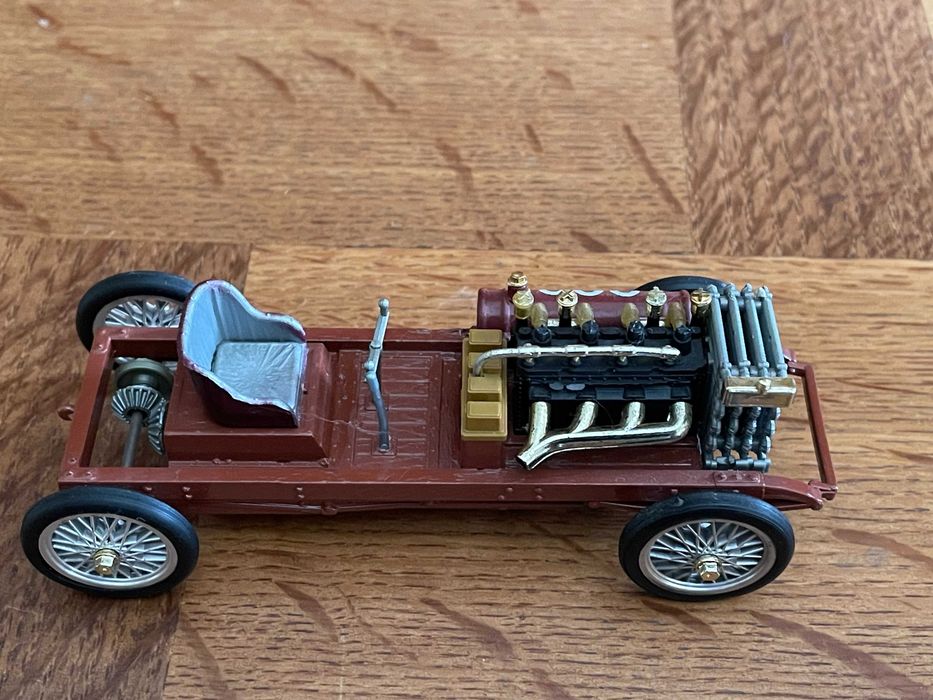 Carros Vintage - em metal