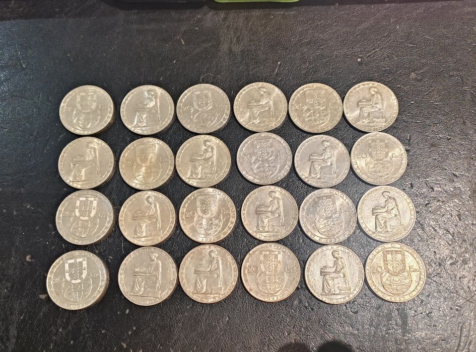 Moedas de 20 escudos em prata