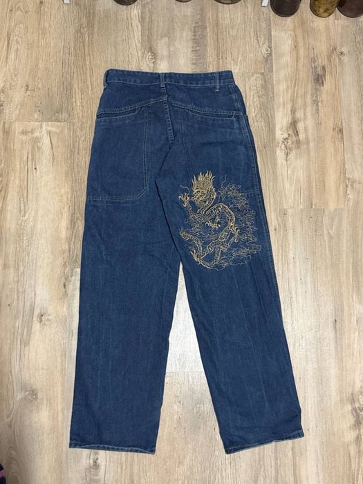Джинсы с вышивкой sk8