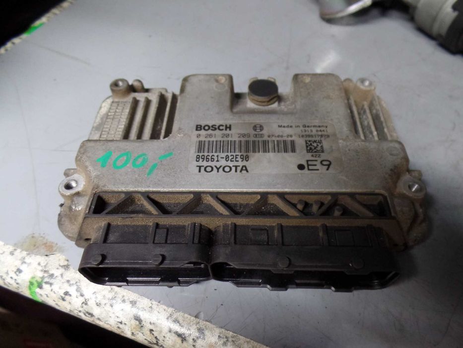 Cze66 Sterownik silnika komputer toyota auris I wysyłka części