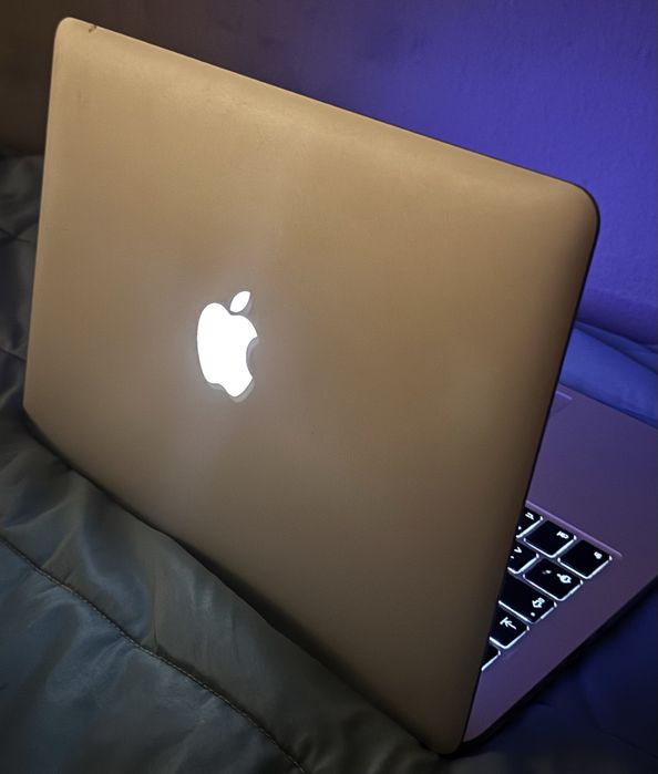 Macbook pro 13 (2015)