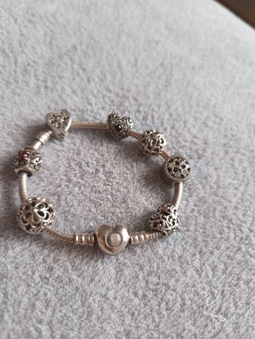Bransoletka Pandora + charms