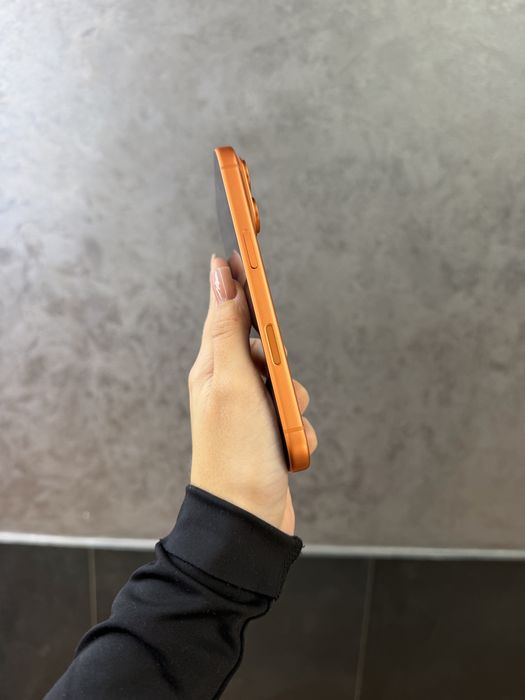 Used IPHONE 17 Pro 256 Cosmic Orange Neverlock Дорошенка,28 IGrand