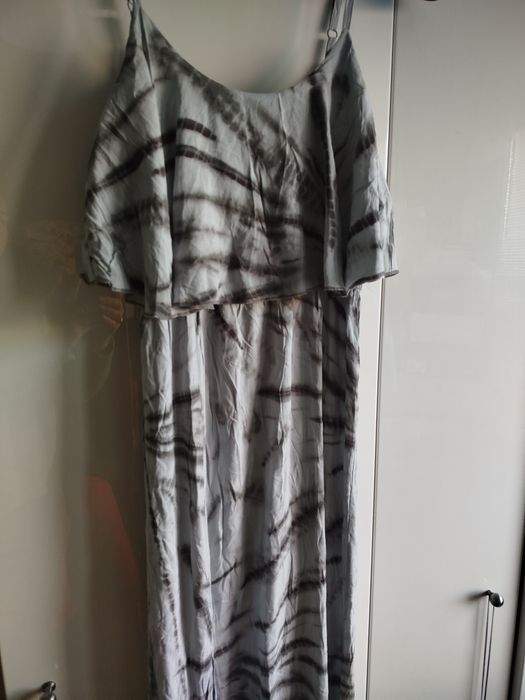 Szara sukienka na ramiączka boho we wzór Urban Love S 36