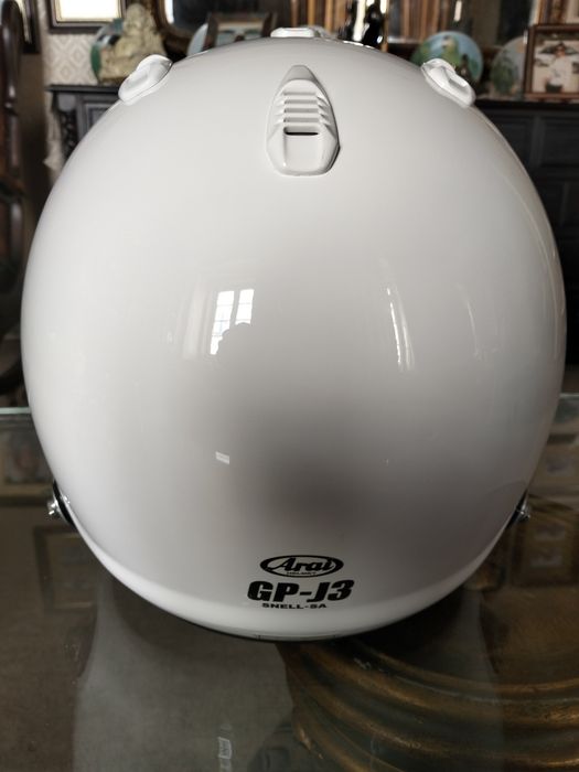 Vende-se Arai GP J3