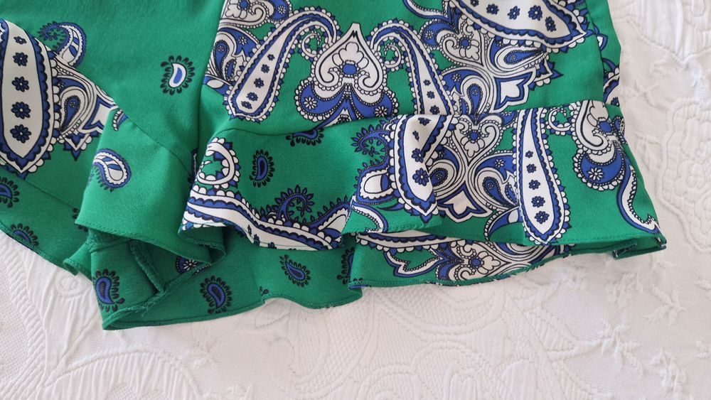 Calções estampadas Zara tamanho M