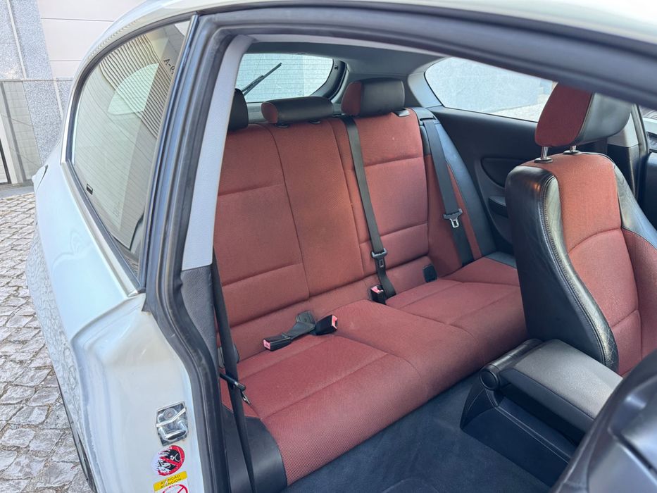 BMW 118 — fotografia 10