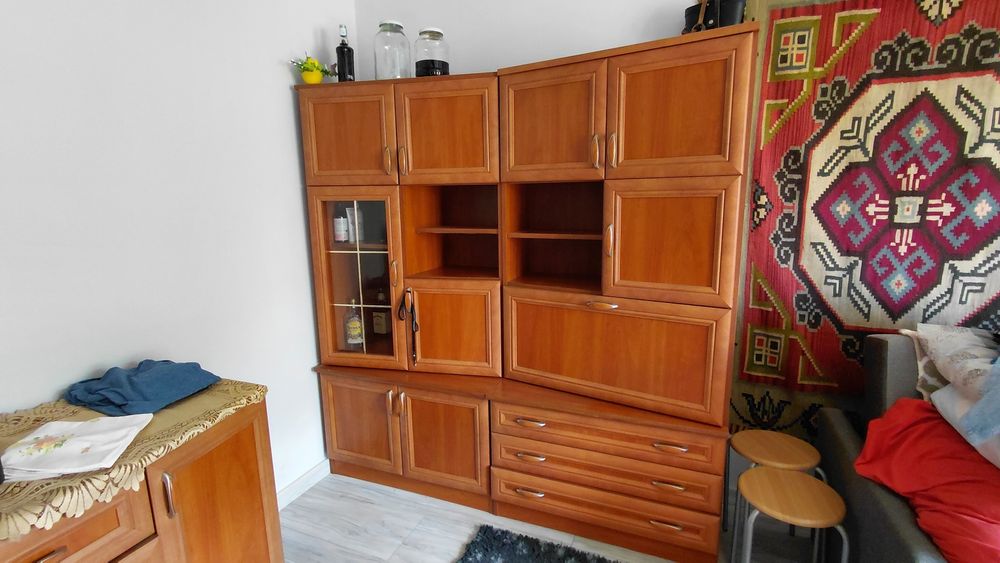 Oddam regał i szafe w dobrym stanie