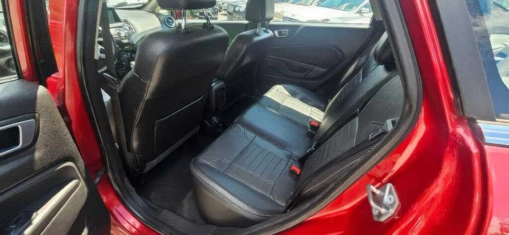 Ford Fiesta Titanium      2016